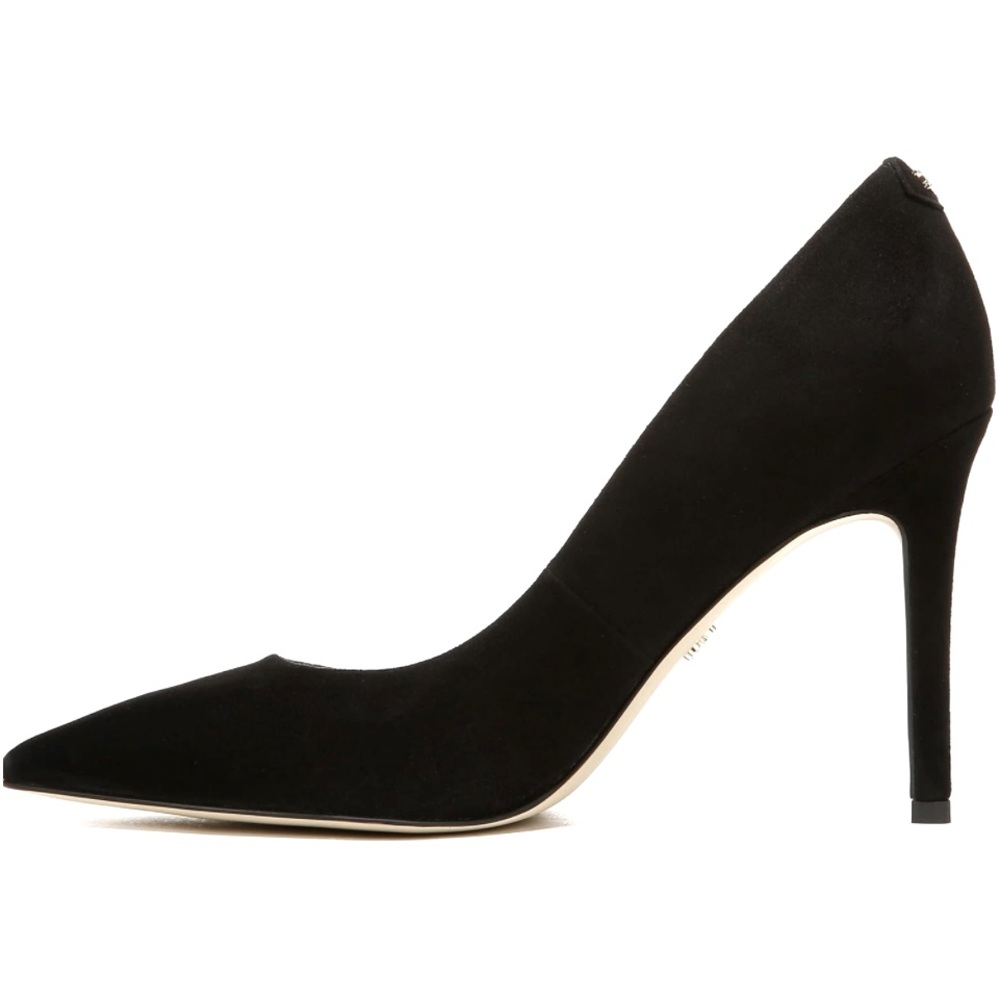 Black pointed toe heels